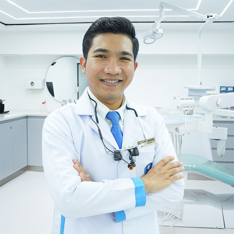 https://www.pachemdental.com/wp-content/uploads/2025/07/31.Dr_.-Mak-Sangdor.jpg